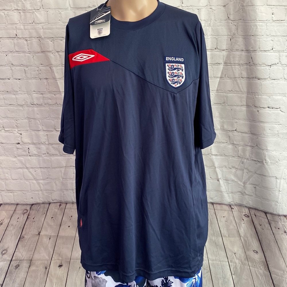 Vintage NWT 2008 England soccer training jersey XXL